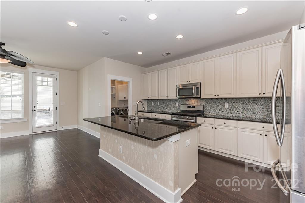 2413 Woodward Avenue Charlotte NC 28206