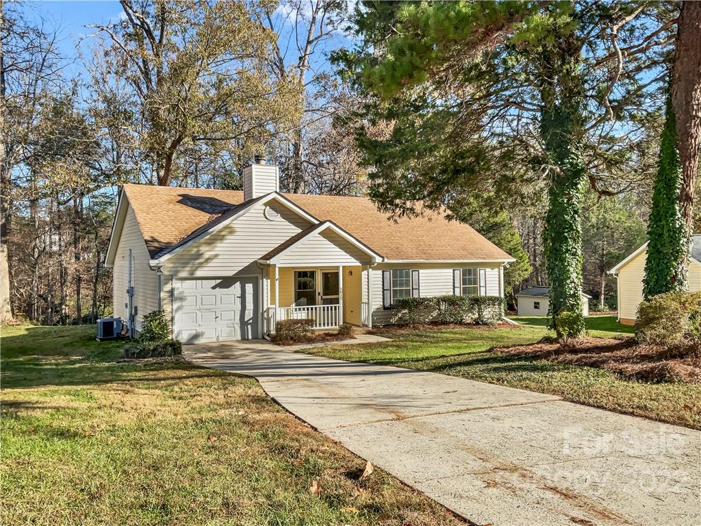 5812 Stone Bluff Court Charlotte NC 28214