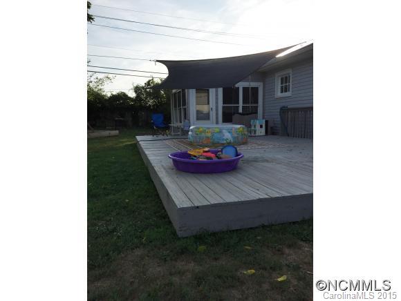 104 Young Street Swannanoa NC 28778