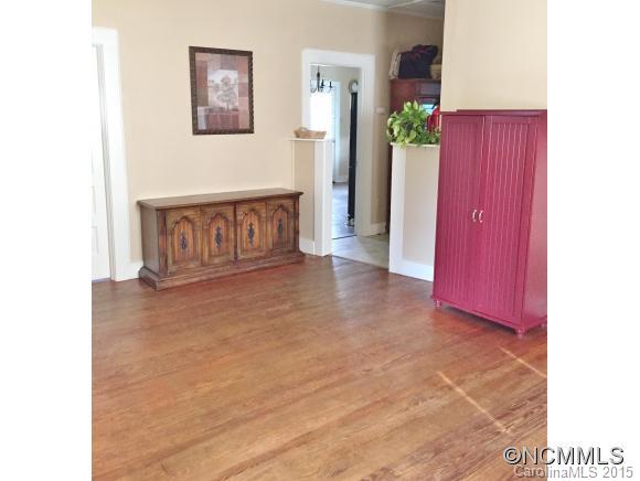104 Young Street Swannanoa NC 28778