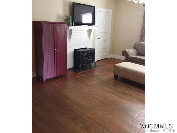 104 Young Street Swannanoa NC 28778