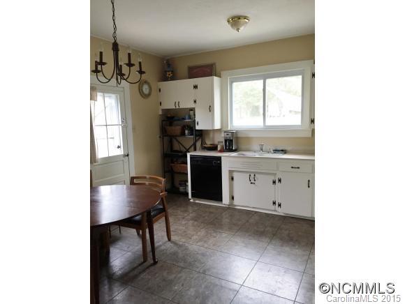 104 Young Street Swannanoa NC 28778