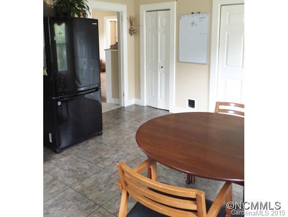 104 Young Street Swannanoa NC 28778
