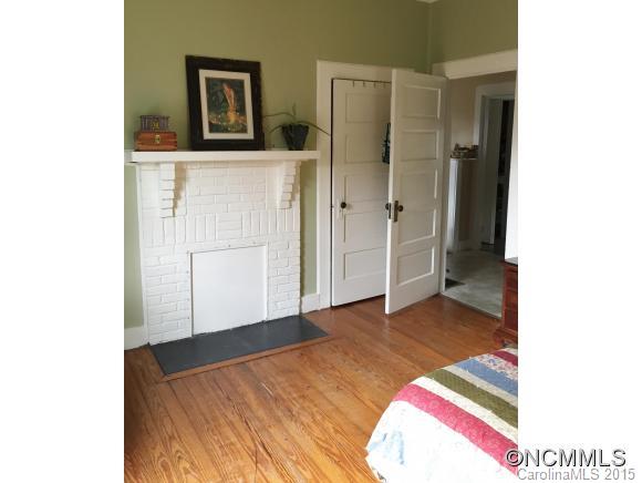 104 Young Street Swannanoa NC 28778