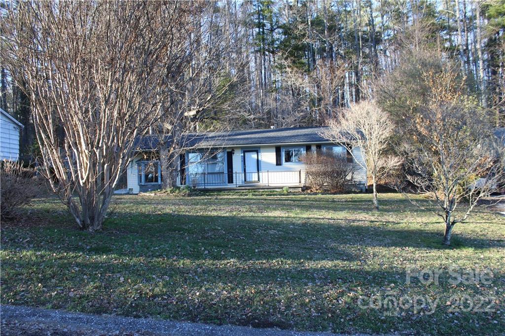 658 Crystal Drive Hendersonville NC 28791