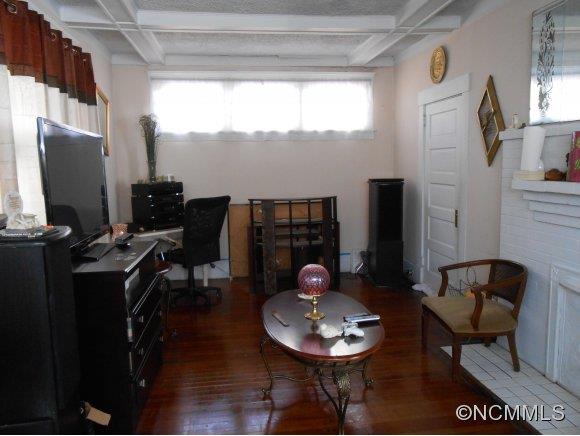 37 Monroe Place Asheville NC 28801