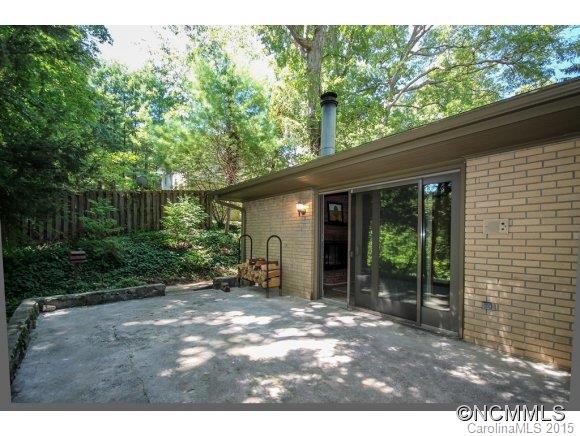 14 Willow Road Asheville NC 28804