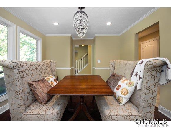 14 Willow Road Asheville NC 28804