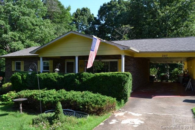 207 Grandview Avenue Morganton NC 28655