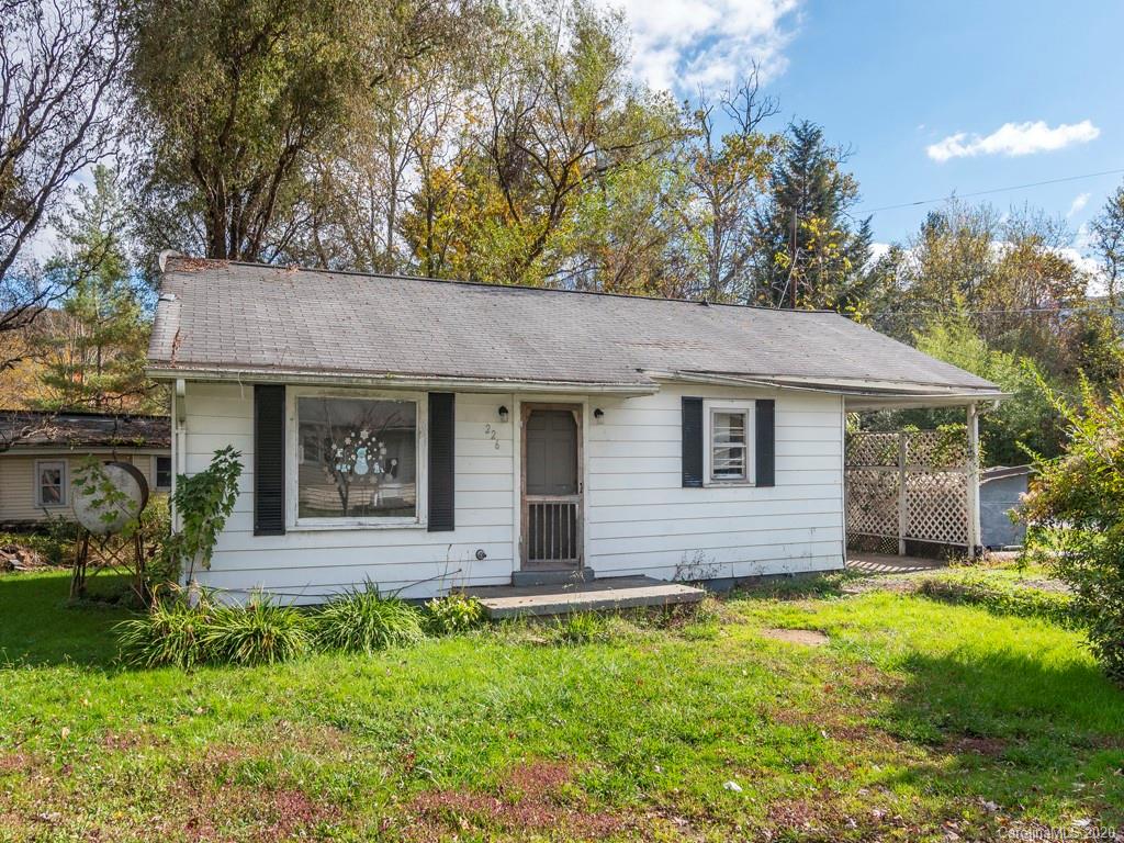226 Chelsea Road Waynesville NC 28786