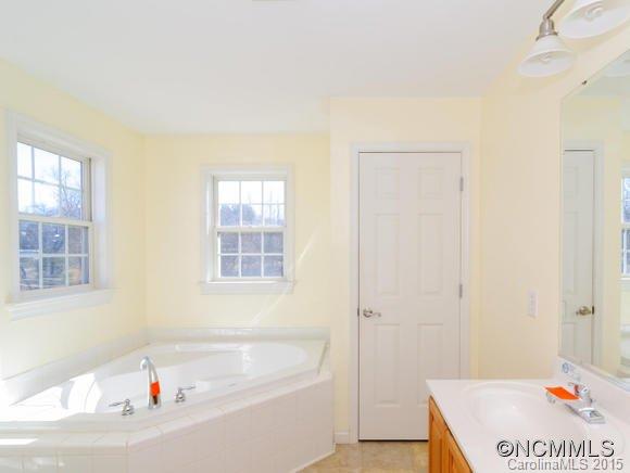 243 Morgan Road Candler NC 28715