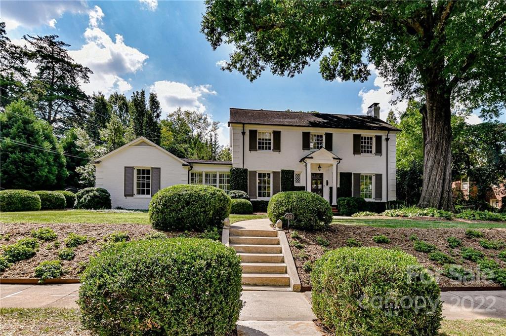 2216 Pembroke Avenue Charlotte NC 28207