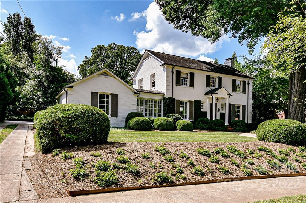 2216 Pembroke Avenue Charlotte NC 28207