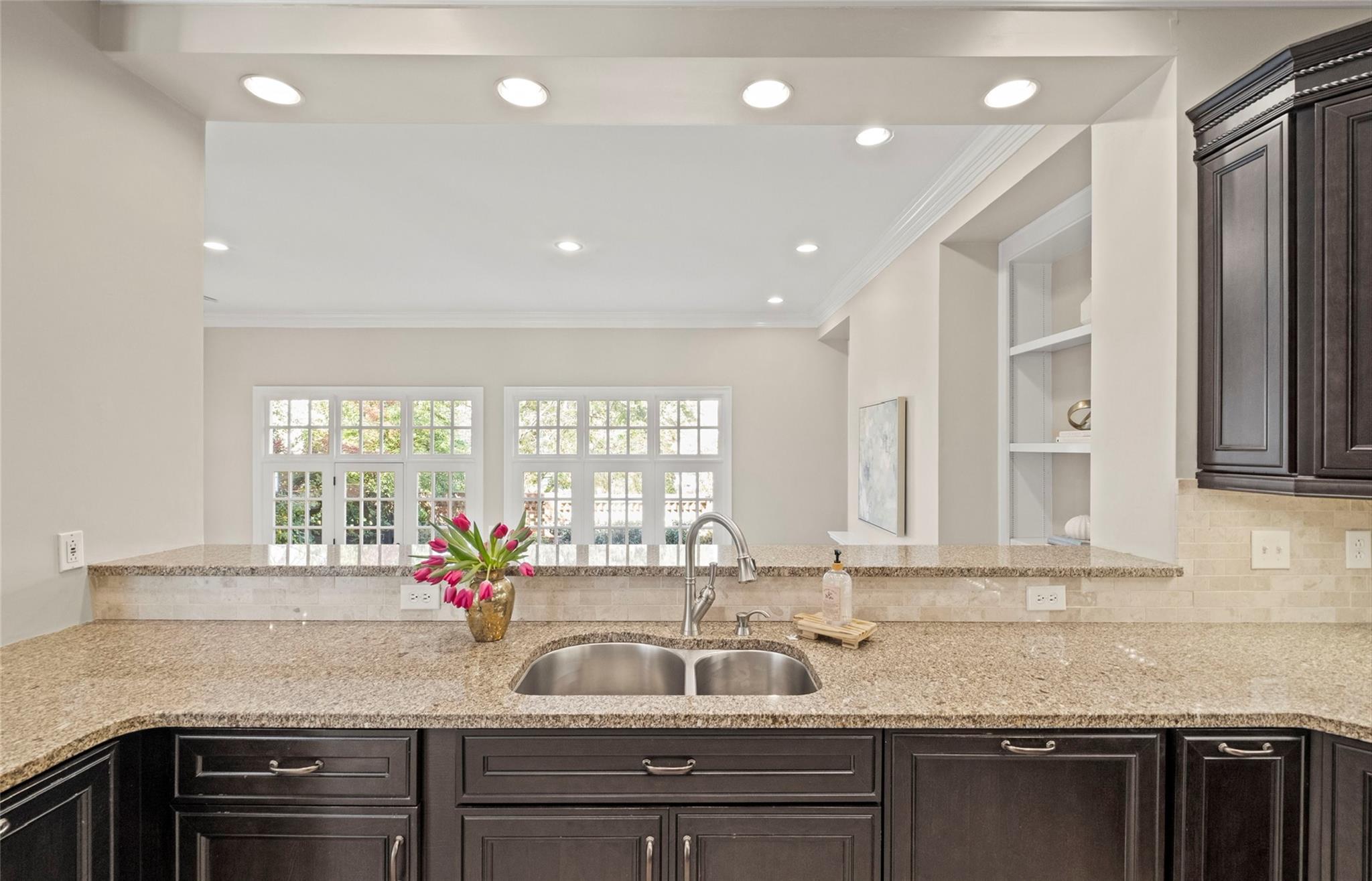 1212 Dilworth Crescent Row Charlotte NC 28203