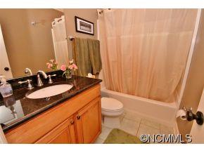 5 Oak Street Weaverville NC 28787