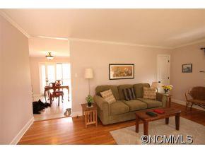 5 Oak Street Weaverville NC 28787