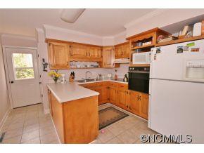 5 Oak Street Weaverville NC 28787