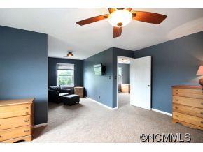 53 Wembley Road Asheville NC 28804