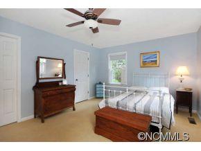 53 Wembley Road Asheville NC 28804