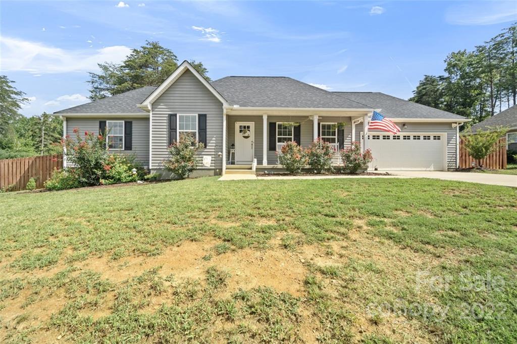 7627 Sarah Drive Denver NC 28037