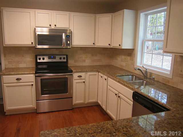13611 Strathaven Drive Matthews NC 28105