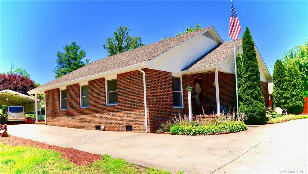 669 E Oak Street Marion NC 28752