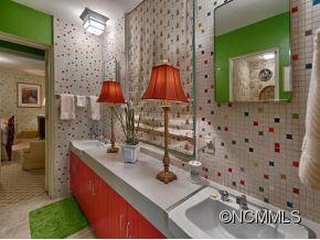 46 Lakeview Road Asheville NC 28804