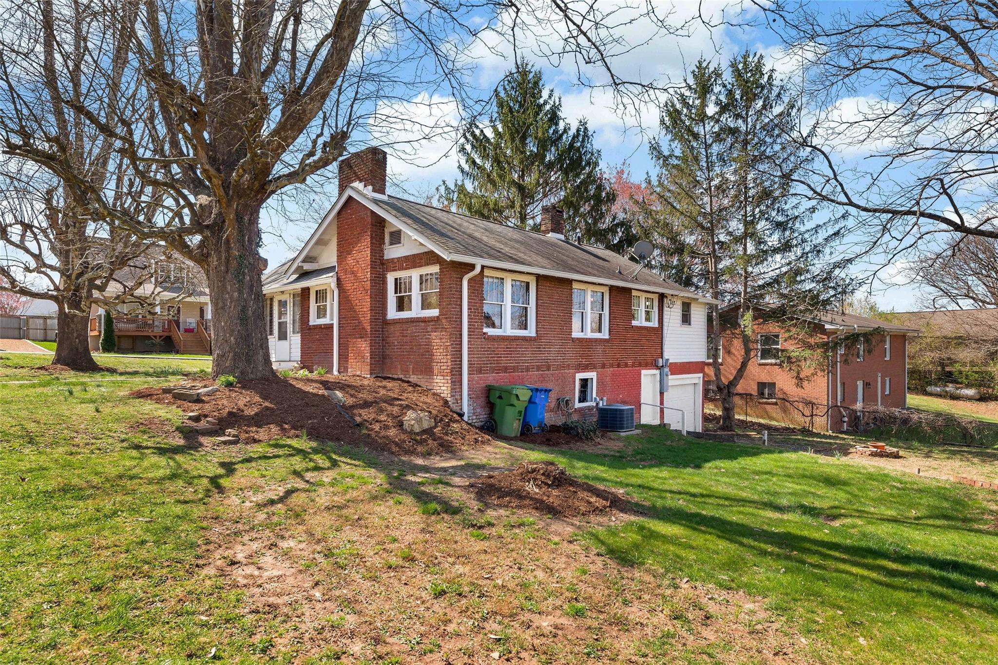 71 Ridgecrest Road Asheville NC 28803