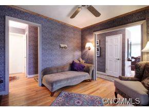 17 Inglewood Road Asheville NC 28804