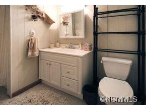 17 Inglewood Road Asheville NC 28804