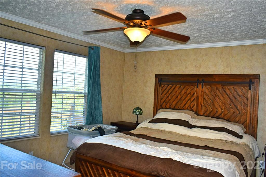 235 Hannah Cove Road Canton NC 28716