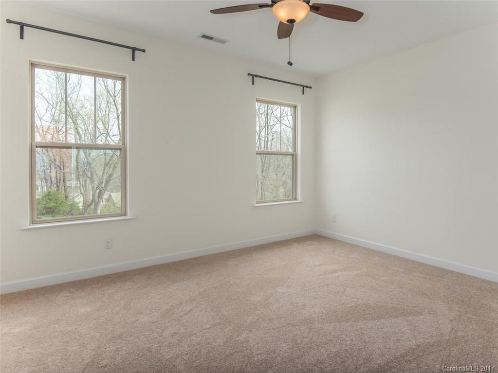 14 Gracious Lane Asheville NC 28803