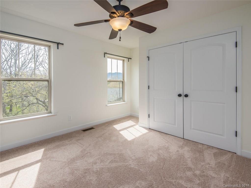 14 Gracious Lane Asheville NC 28803