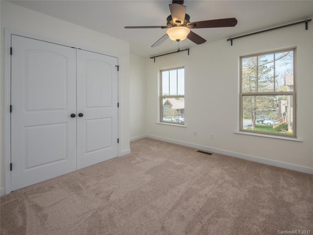 14 Gracious Lane Asheville NC 28803