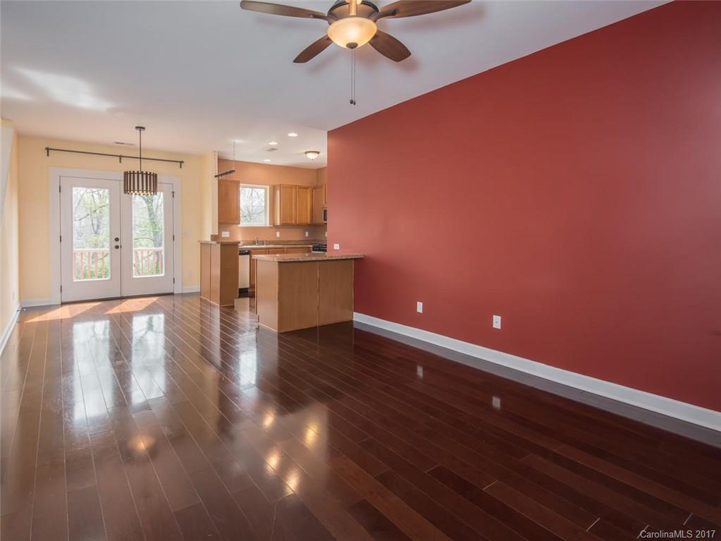 14 Gracious Lane Asheville NC 28803