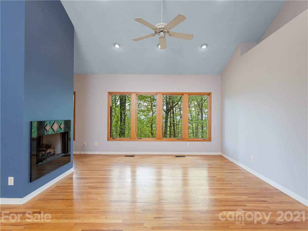 8 Big Level Drive Asheville NC 28804