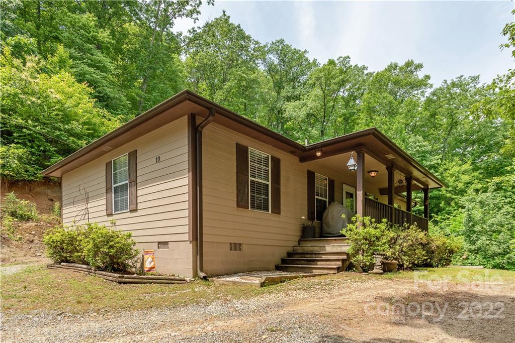 10 Rachel Fay Drive Hendersonville NC 28739