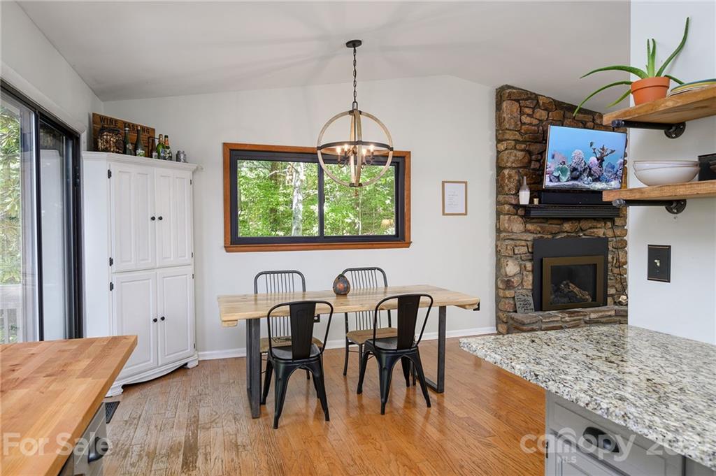 30 Whipporwill Drive Weaverville NC 28787