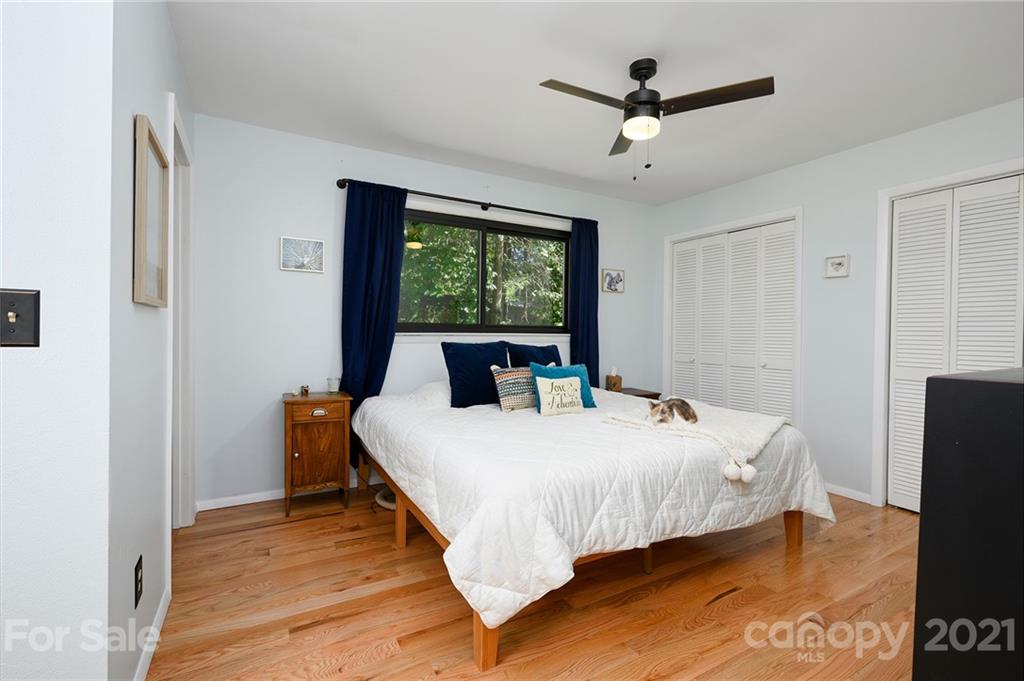 30 Whipporwill Drive Weaverville NC 28787