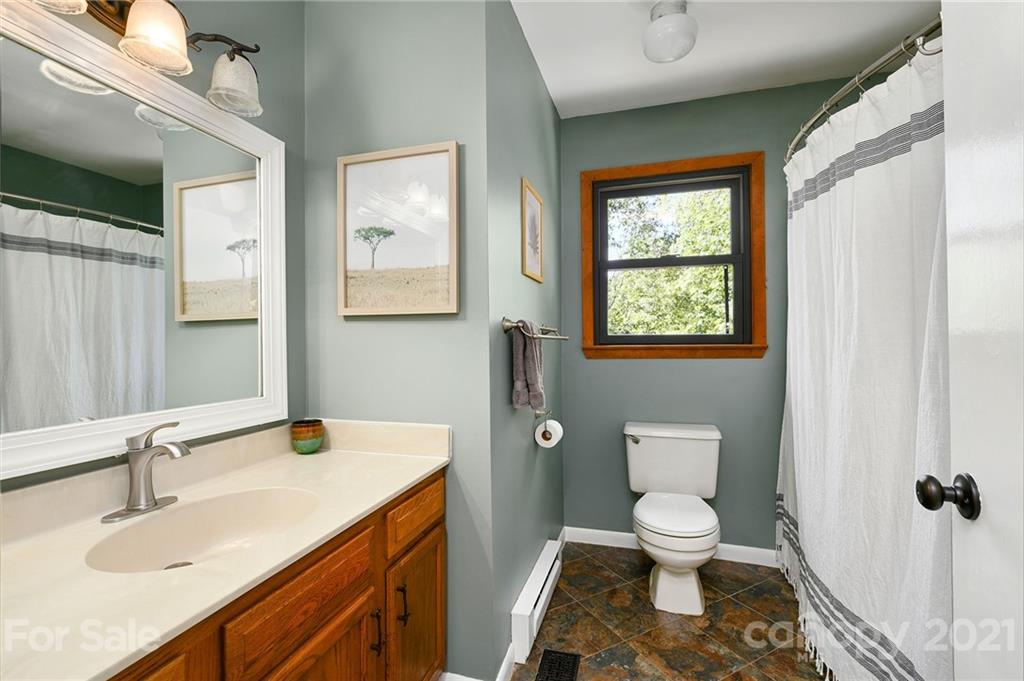 30 Whipporwill Drive Weaverville NC 28787