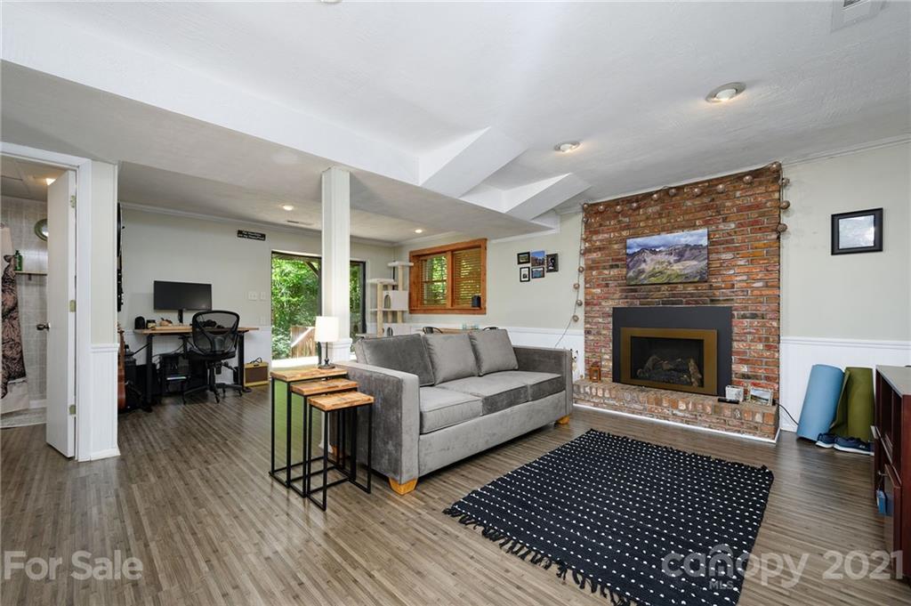 30 Whipporwill Drive Weaverville NC 28787