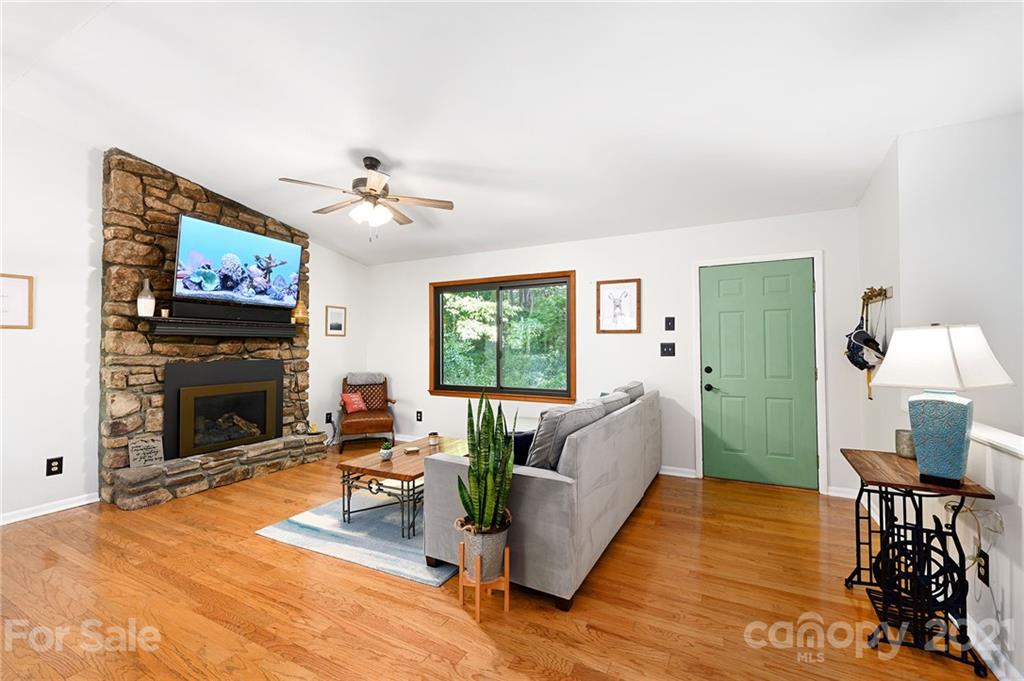 30 Whipporwill Drive Weaverville NC 28787