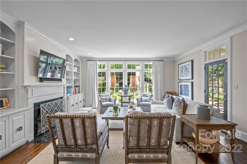 234 Fenton Place Charlotte NC 28207