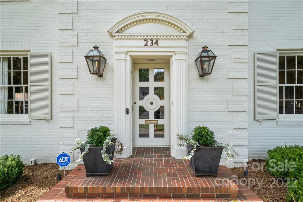 234 Fenton Place Charlotte NC 28207