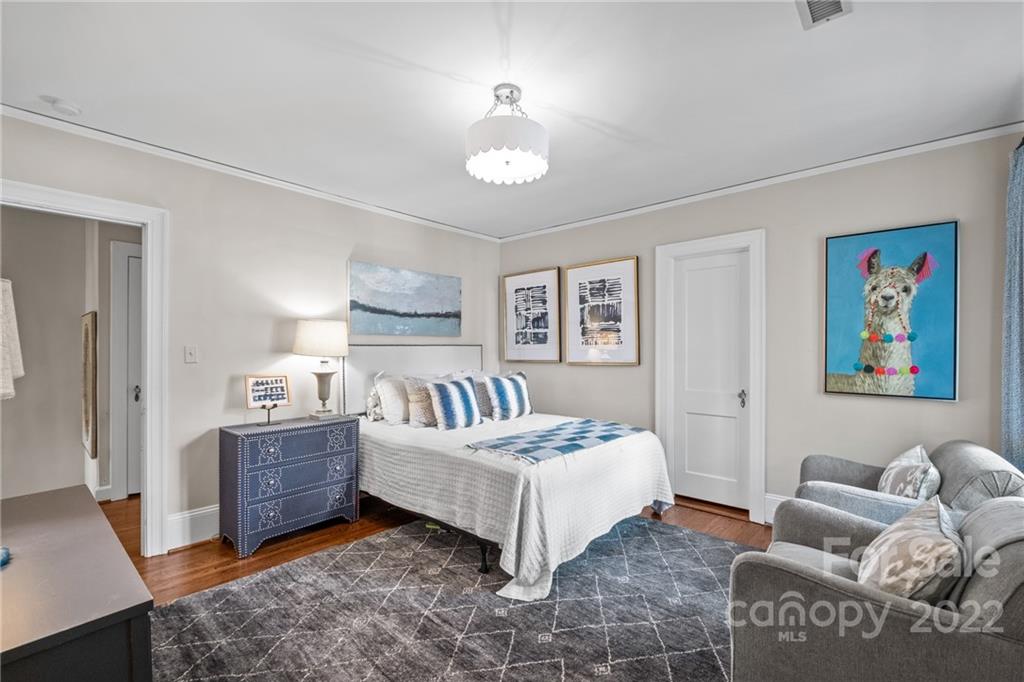 234 Fenton Place Charlotte NC 28207
