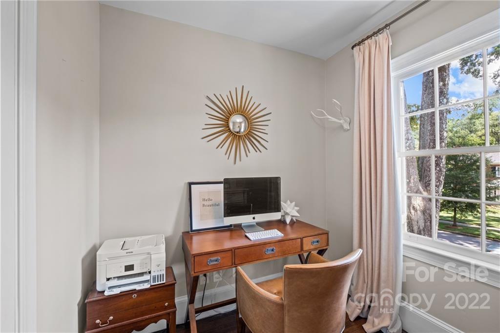 234 Fenton Place Charlotte NC 28207