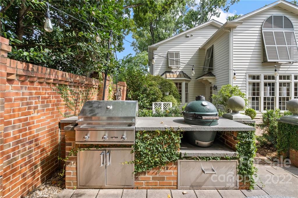 234 Fenton Place Charlotte NC 28207