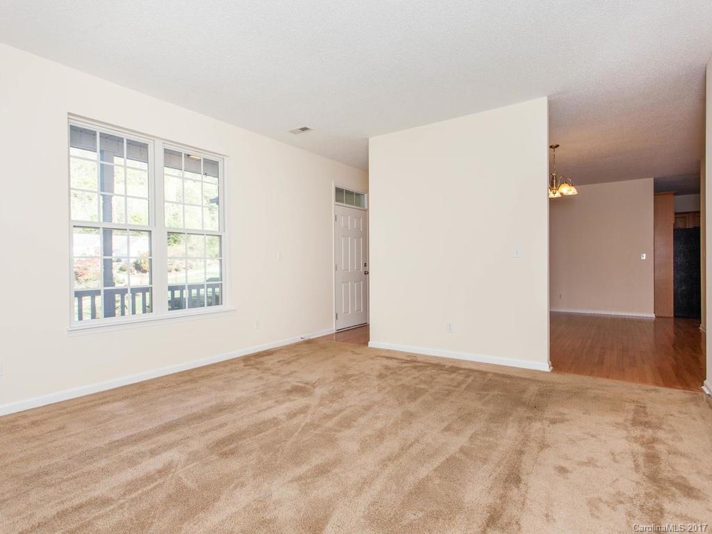86 Hawtree Court Weaverville NC 28787