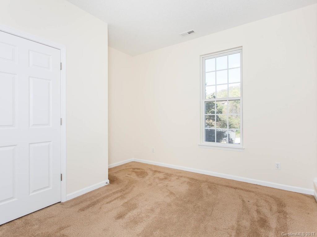 86 Hawtree Court Weaverville NC 28787