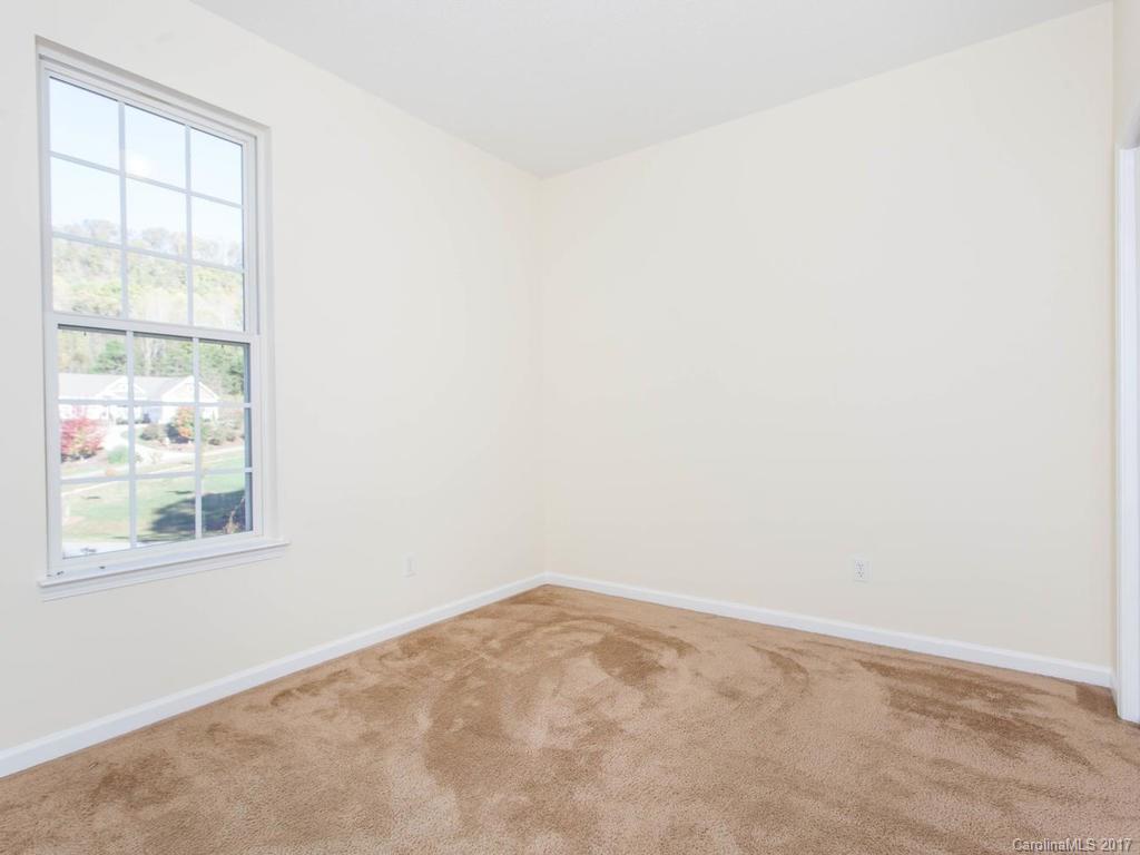 86 Hawtree Court Weaverville NC 28787
